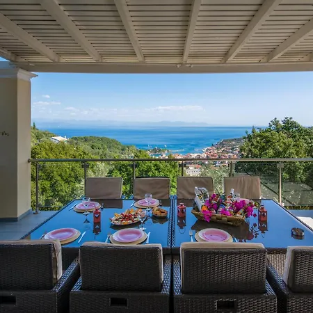 Villa Artistsvillas-red Rose