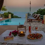 וילה Artistsvillas-Red Rose גאיוס
