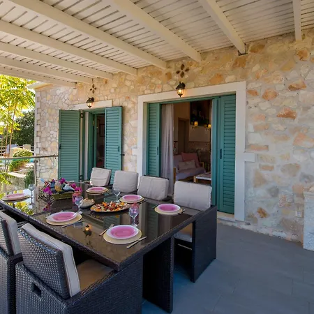 Vilă Artistsvillas-red Rose Gaios
