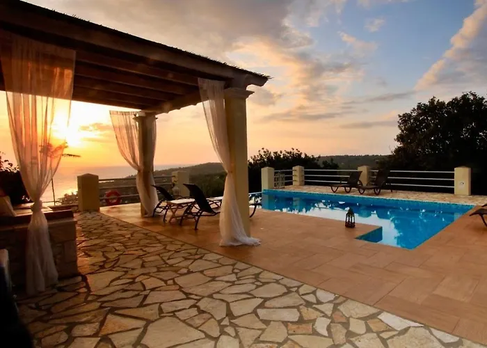 Artistsvillas-Red Rose Gaios