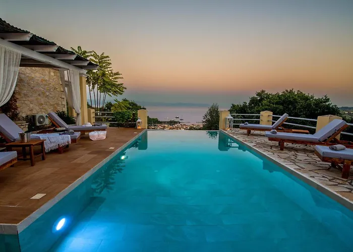Red Rose Artistsvillas Villa