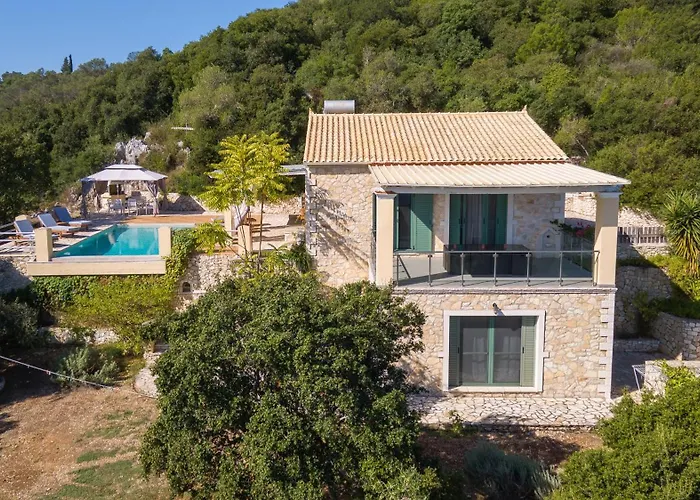 Willa Artistsvillas-Red Rose Gaios
